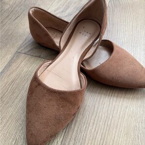 A New Day Women's Tan Suede Flats